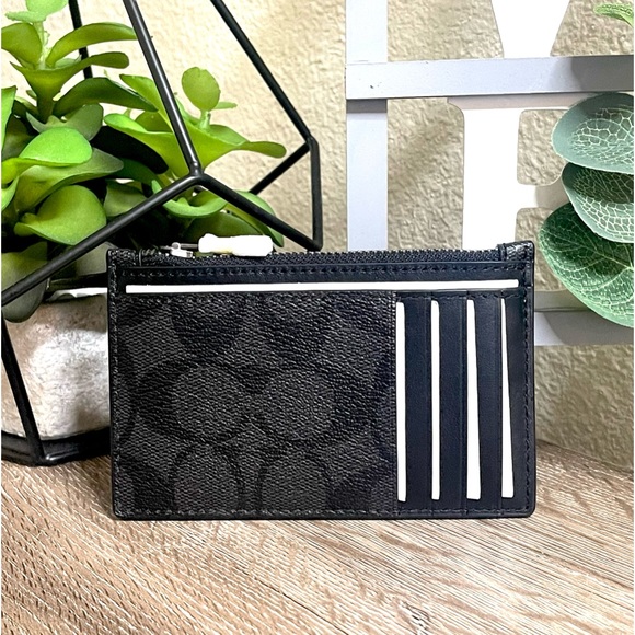 Coach Accessories Firm Price Coach Mens Zip Card Case In Signature